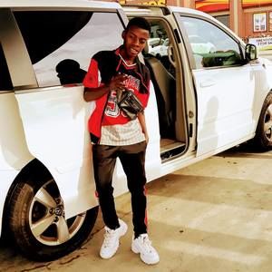 Meet your Posher, Essau